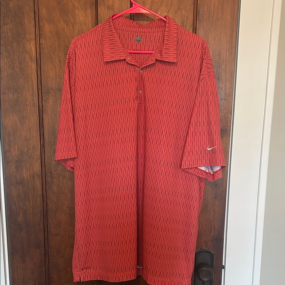 Nike Men's Textured Red Polo Shirt